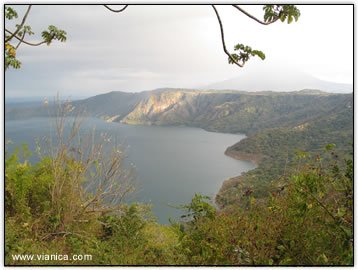 Apoyo Lagoon | Nicaragua | ViaNica.com